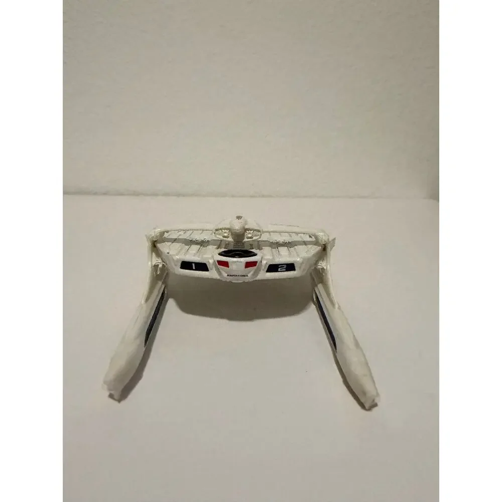 HOT WHEELS STAR TREK SHIP U.S.S. SARATOGA NCC-1867 SHIP No box /No stand